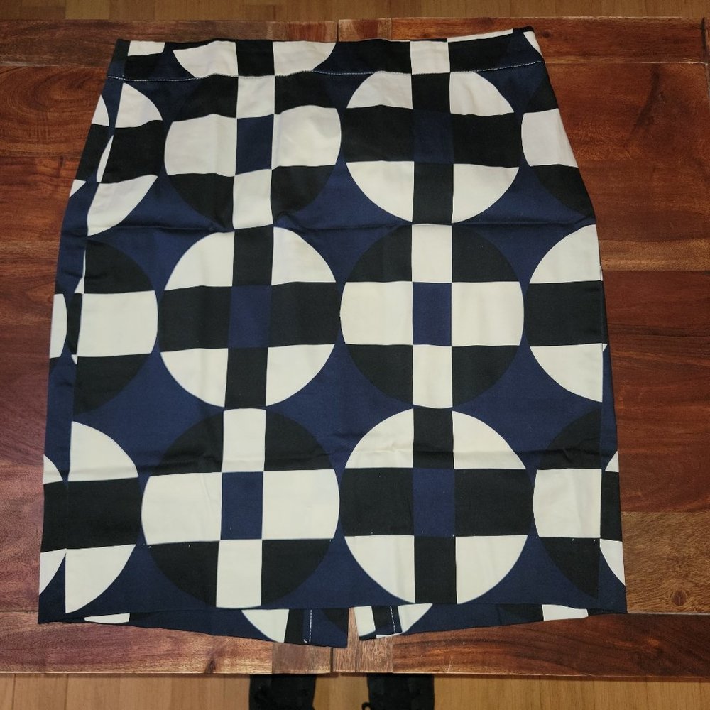 J. Crew Size 8 Pencil Skirt